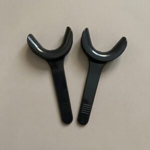 U-Shape Cheek Retractor